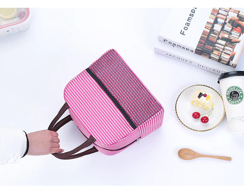 sac isotherme pour lunch rose