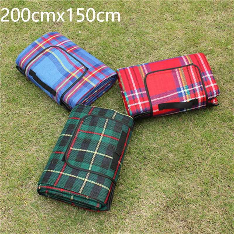 couleurs bleu rouge vert tapis pique nique